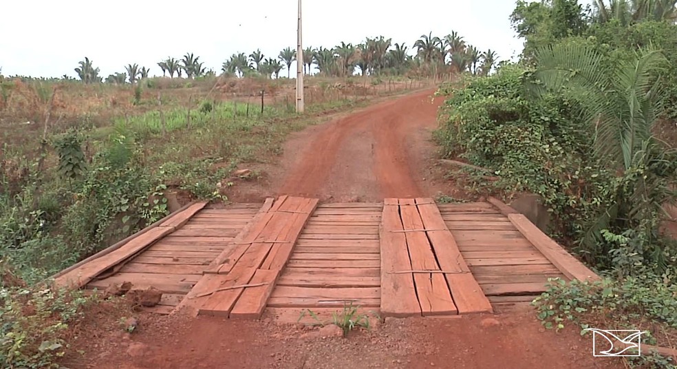 Falta de infraestrutura em pontes preocupa moradores em CodÃ³  â Foto: ReproduÃ§Ã£o/TV Mirante