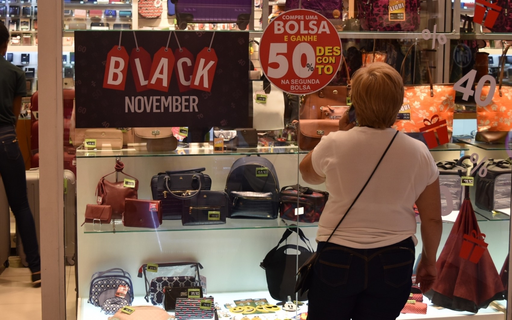 Black Friday: shoppings e lojas têm horário especial de funcionamento na Grande Goiânia; veja horários  