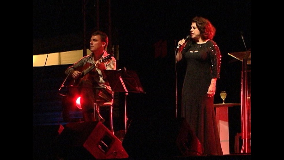 Gal Costa em show no ES em 2008 — Foto: Reprodução/TV Gazeta