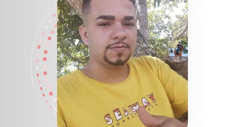 Izaias Ferreira, 20 anos, foi encontrado morto dentro de um contêiner de lixo em Maceió — Foto: Arquivo Pessoal