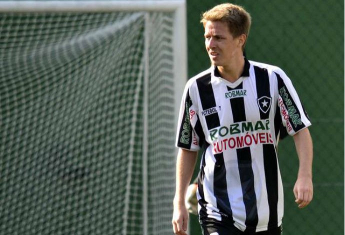 Fut 7: ex-Fla, meia do Bota esquece passado para focar no título carioca