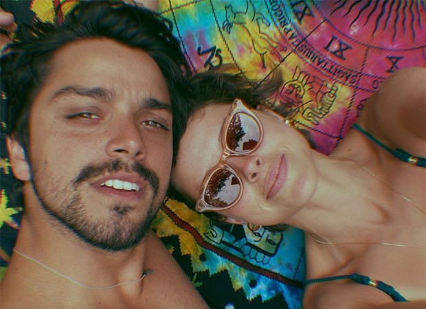 Rodrigo Simas e Agatha Moreira (Foto: Reprodução/Instagram)