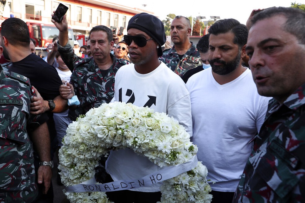 Ronaldinho Gaúcho em Beirute, no Líbano, em 29 de julho de 2021 — Foto: Bilal Hussein/AP