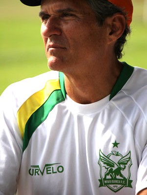 Nova Iguaçu aposta em Armênio Moura, ex-Fla, no comando da base