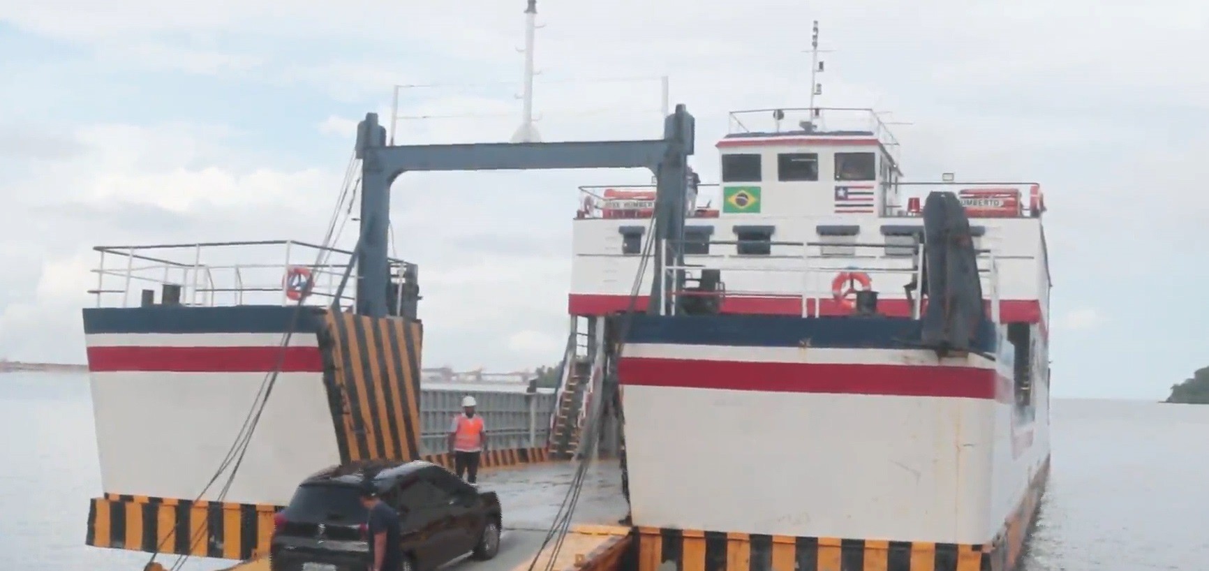 Ferryboat trazido do Pará começa a funcionar em São Luís