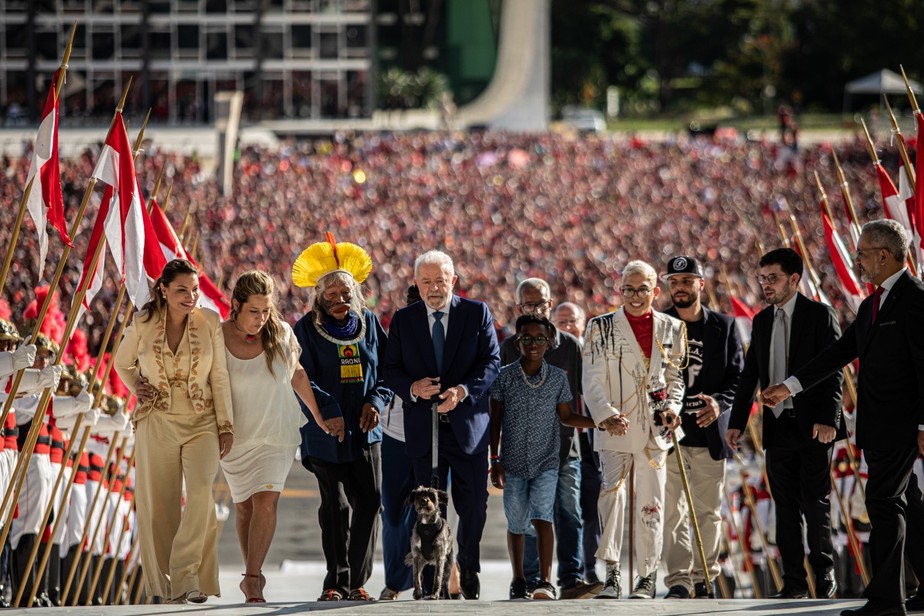 Lula sobe a rampa do Palácio do Planalto