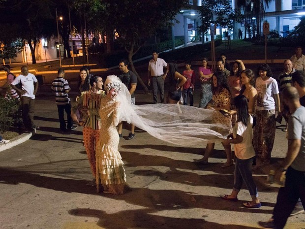 G1 - Fãs se preparam para show de Luan Santana durante o Festeja em MT -  notícias em Mato Grosso