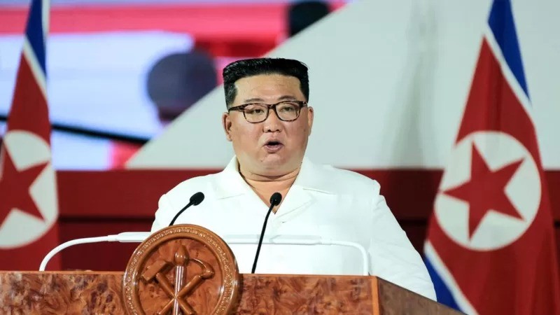 Kim disse que as ameaças nucleares dos EUA exigem que a Coreia do Norte cumpra a 
