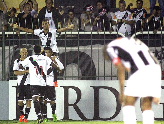 Alisson gol Vasco jogo Atlético-MG (Foto: Luciano Belford / Agência Estado)