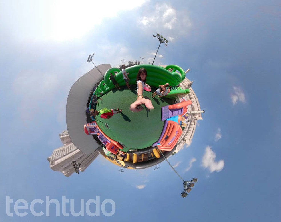 OverCapture permite que o usuário selecione um frame do vídeo 360º sem perder a qualidade (Foto: Luciana Maline/TechTudo)