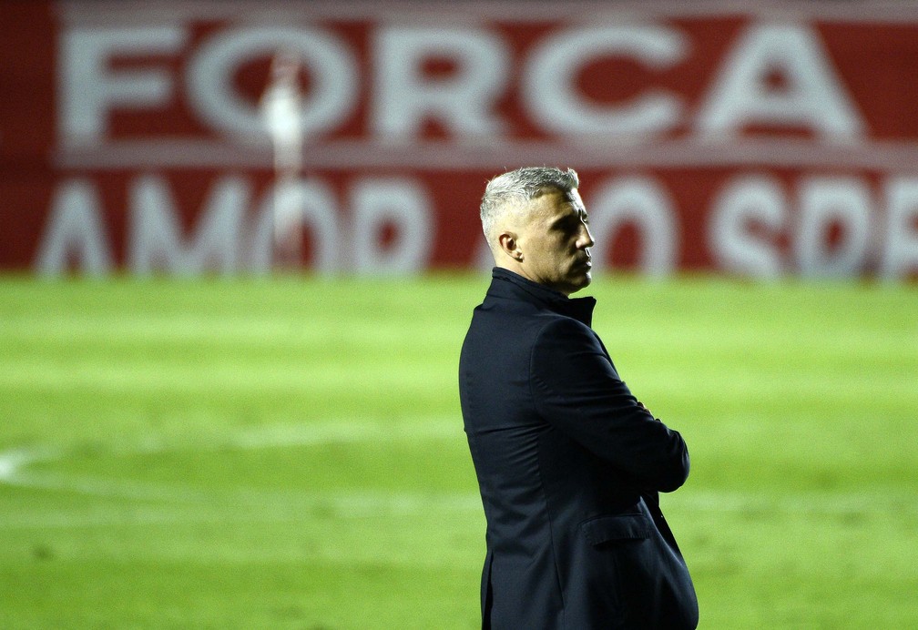 Crespo aprende português com método inovador para se adequar no São Paulo