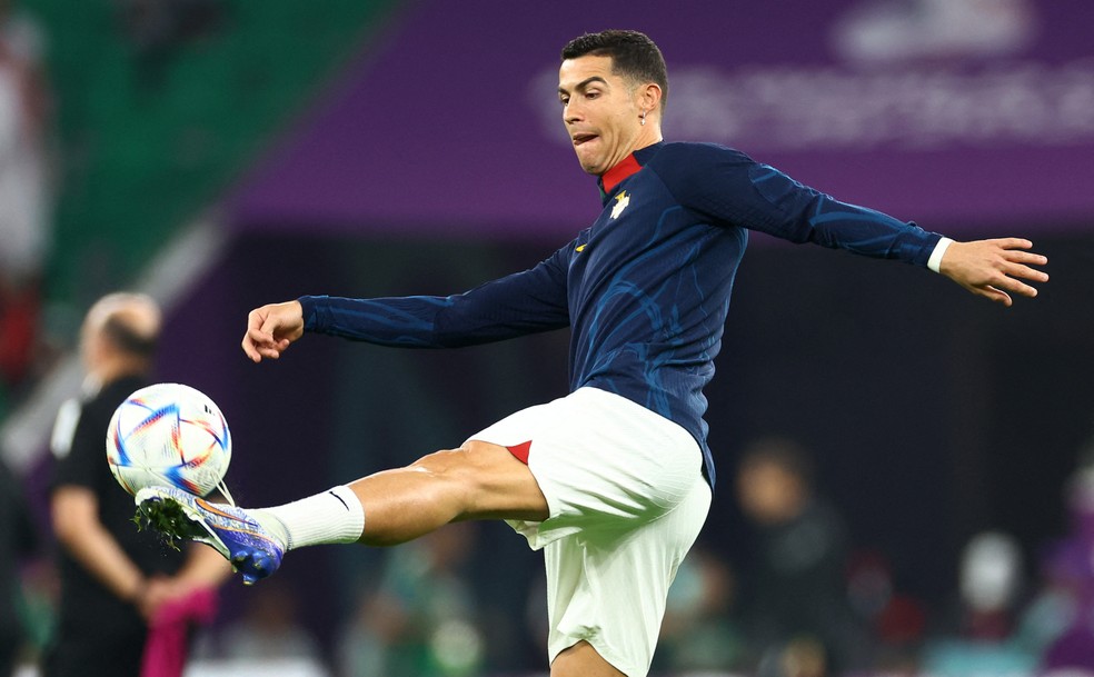 Cristiano Ronaldo é vaiado no anúncio da escalação antes de Portugal x Marrocos