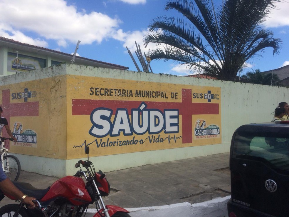 SecretÃ¡rio foi morto a tiros dentro da Secretaria de SaÃºde, em Cachoeirinha â Foto: Franklin Portugal/TV Asa Branca