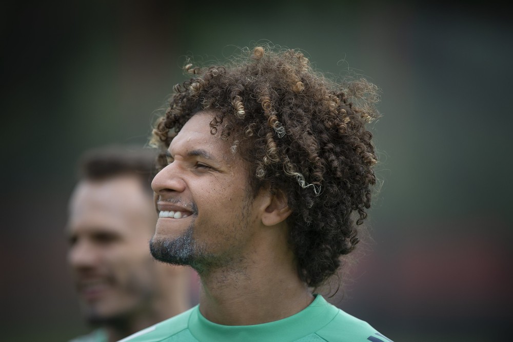 Recordista de jogos pelo Flamengo na década, William Arão mira Título do Brasileirão