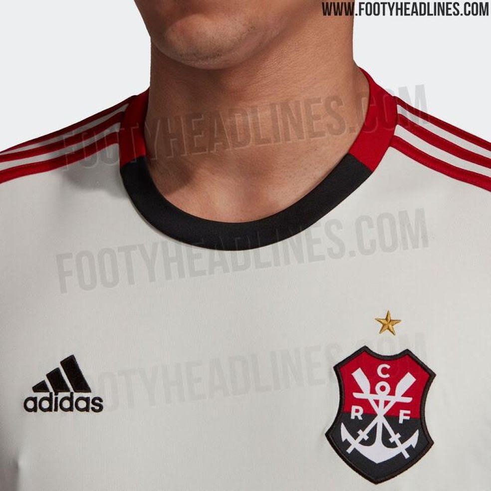 Escudo de remo volta ao uniforme � Foto: Reprodu��o