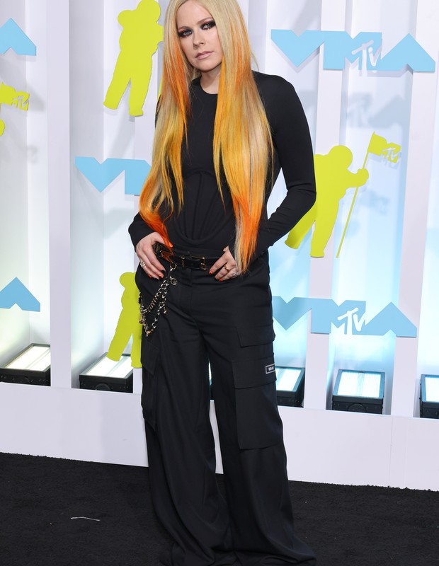 Avril Lavigne (Foto: Getty) NEWARK, NEW JERSEY - AUGUST 28: Avril Lavigne attends the 2022 MTV VMAs at Prudential Center on August 28, 2022 in Newark, New Jersey. (Photo by Cindy Ord/WireImage) (Foto: WireImage)