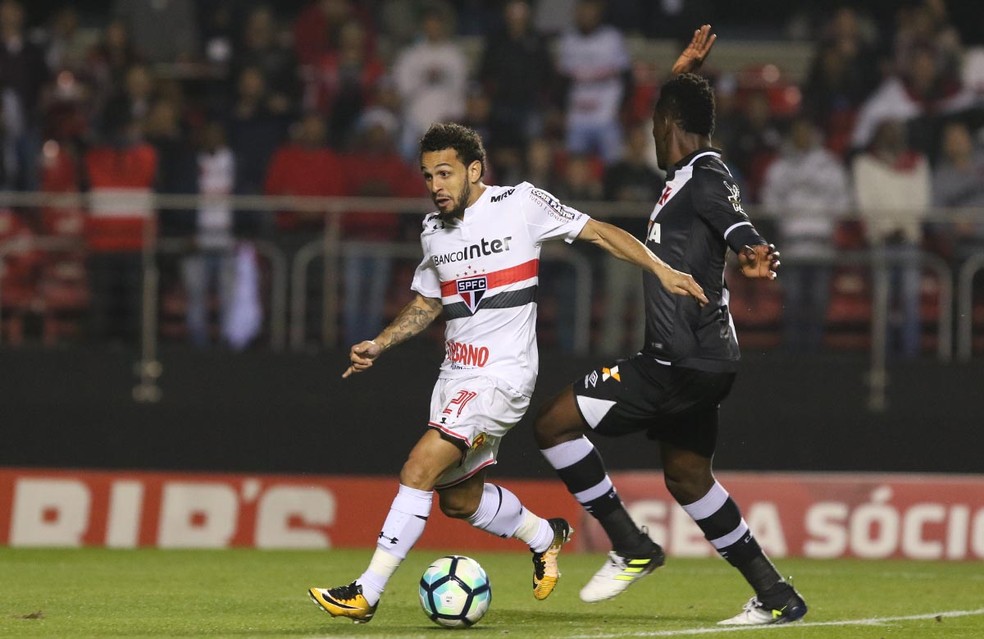 Wellington Nem em ação contra o Vasco (Foto: Rubens Chiri / site oficial do SPFC)