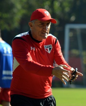 Bauza deverá usar reservas contra o América-MG pelo BR,mirando a Libertadores
