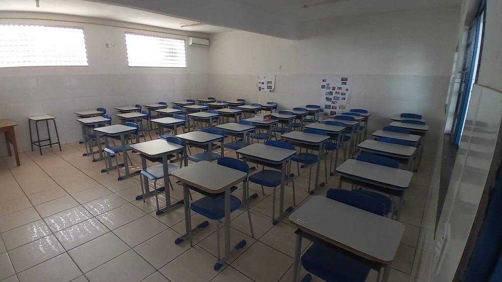 Retorno de aulas presenciais em Brumado tem baixa adesão de estudantes — Foto: Luan Ferreira/TV Sudoeste
