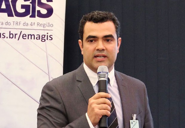 O delegado da PF Luciano Flores de Lima, da Lava Jato (Foto: Reprodução/Twitter)