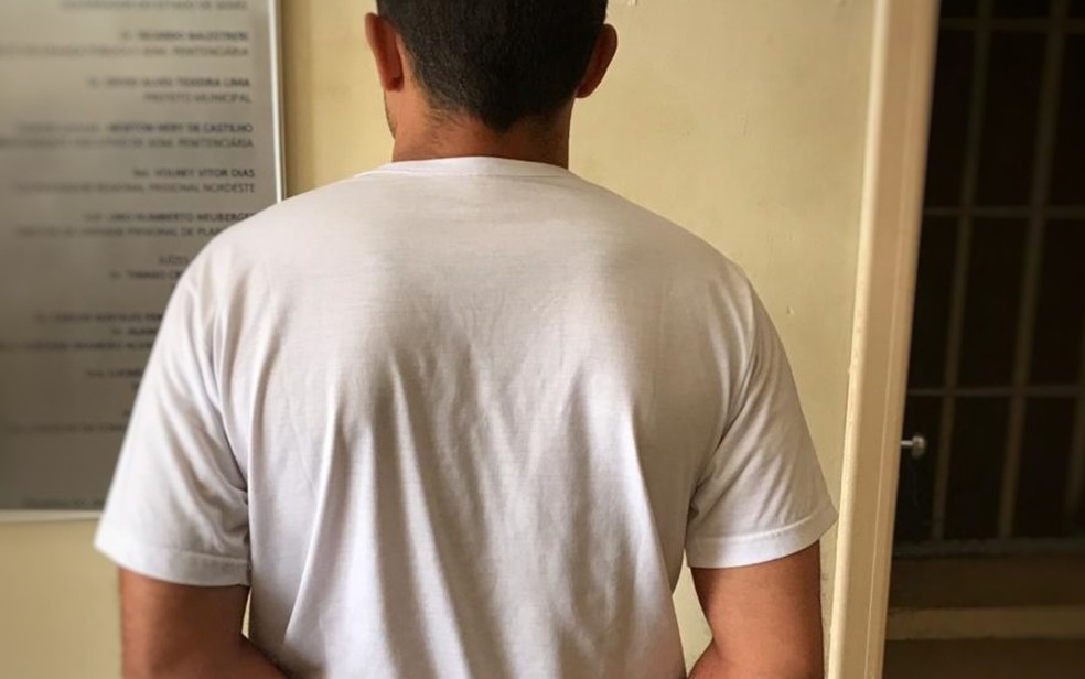 Jovem Ã© preso suspeito de aplicar golpe em namoradas, em Formosa â Foto: PolÃ­cia Civil/DivulgaÃ§Ã£o