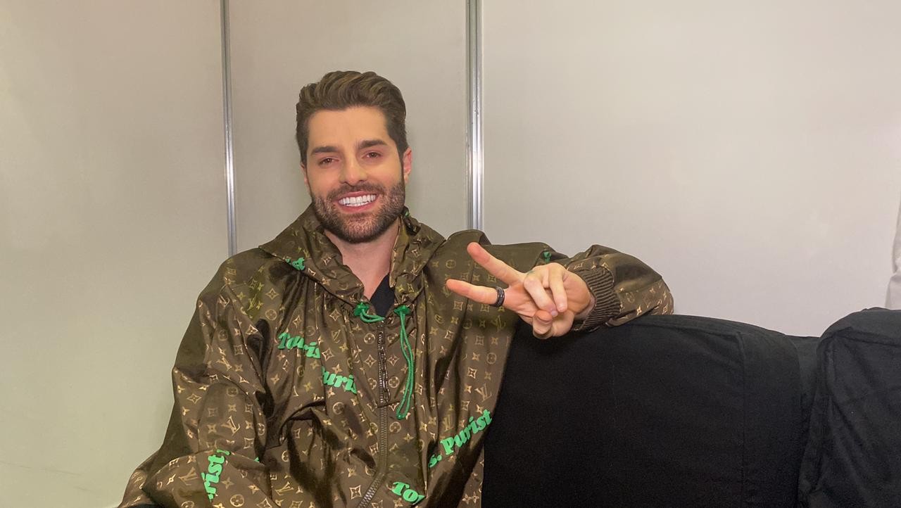 Alok fará homenagem a Taylor Hawkins em show focado no eletrônico e com recorde de lasers 
