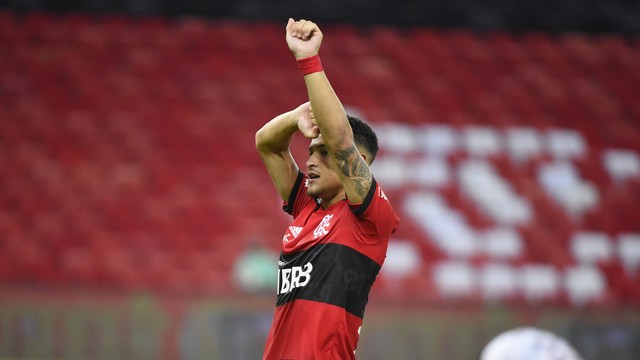 71-1- Tricampeão! Com dois de Gabigol e estrela de João Gomes, Flamengo bate Fluminense e fatura mais uma taça