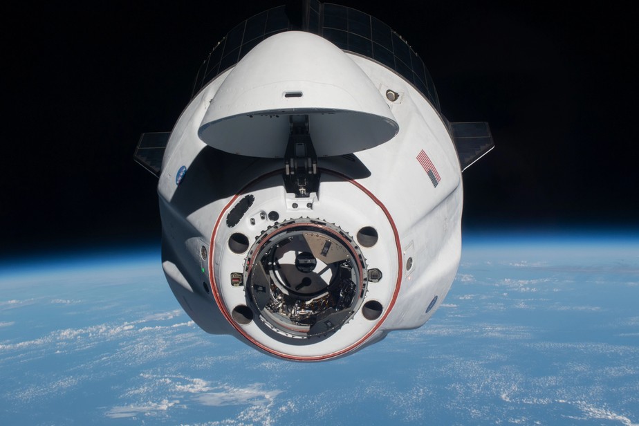 Nave Crew Dragon Endurance, da Space X, atuará como bote salva-vidas
