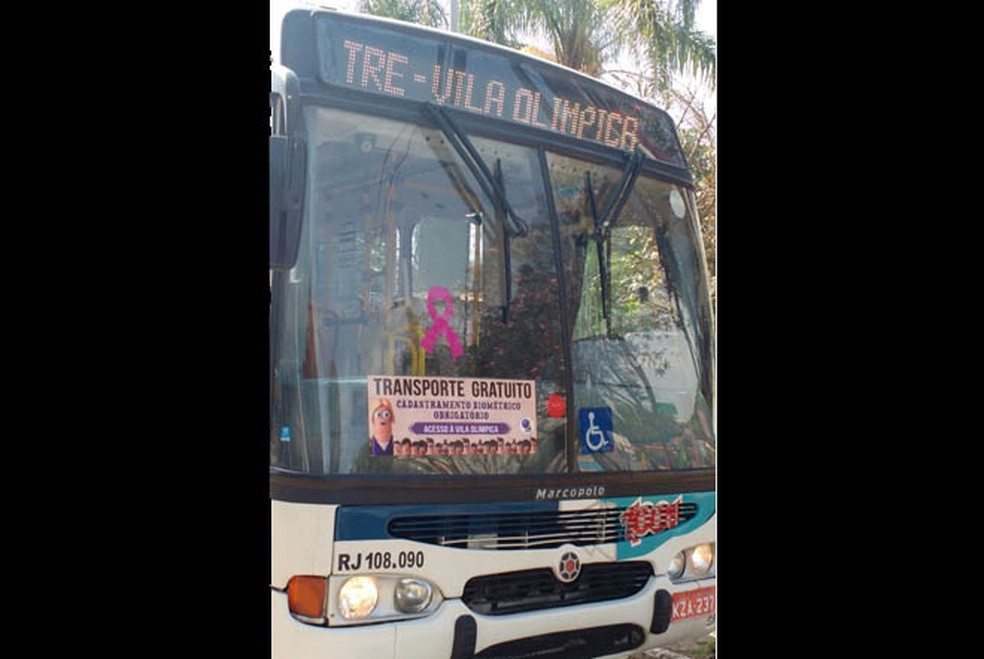 Ônibus gratuitos estão disponíveis para eleitores de Rio das Ostras que precisam fazer o cadastro da biometria (Foto: Divulgação/TRE-RJ)