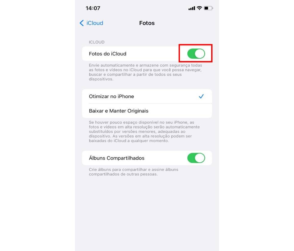 Habilitação da chave "Fotos do iCloud" para finalizar o processo de sincronização — Foto: Reprodução/Letícia Rosa