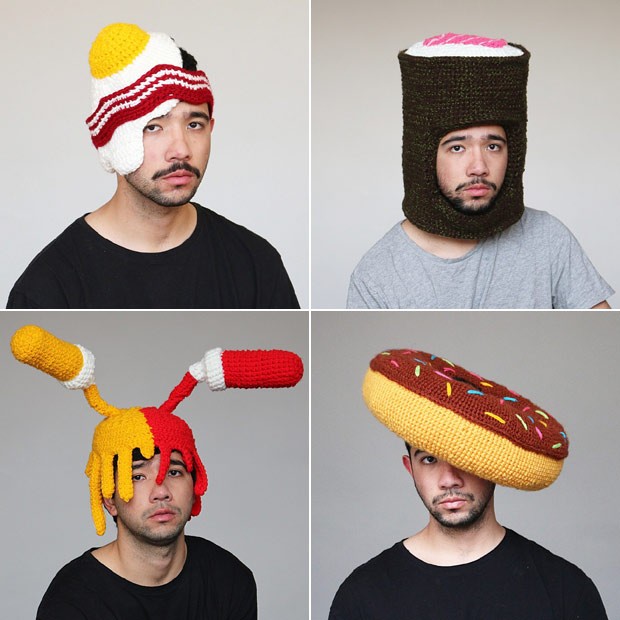 O artista australiano posa com outros chapéus-guloseimas de lã: fotos já atraíram mais de 14 mil seguidores no Instagram (Foto: Reprodução / Instagram)
