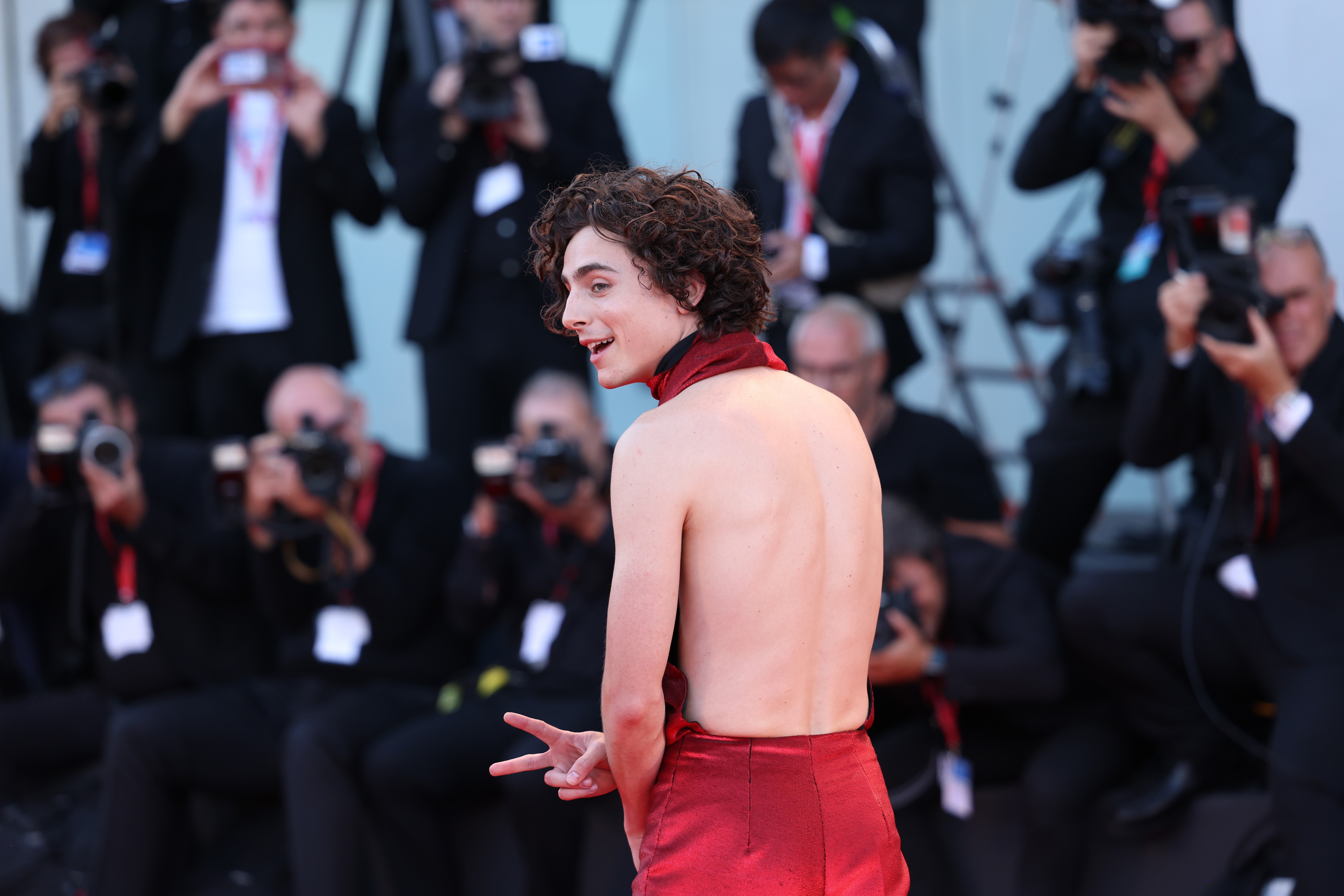 Festival de Veneza: Timothée Chalamet é destaque do terceiro dia do festival  - Vogue | moda