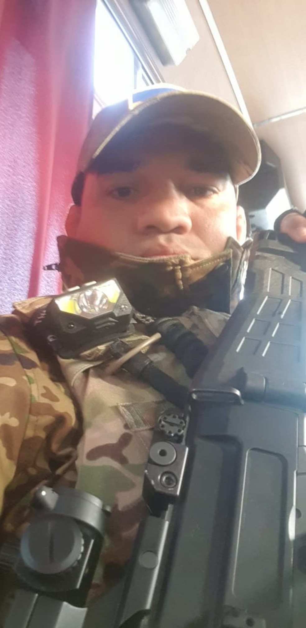Tenente brasileiro Sandro Silva em atividade ao lado do exército ucraniano — Foto: Arquivo pessoal