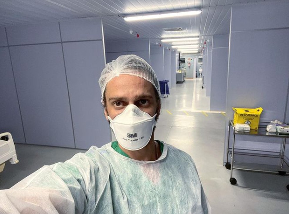 Rafael trabalha no combate à Covid-19 dentro de hospital em Jaú — Foto: Arquivo pessoal