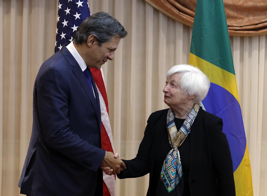 Haddad: Solução para Argentina passa pelo FMI