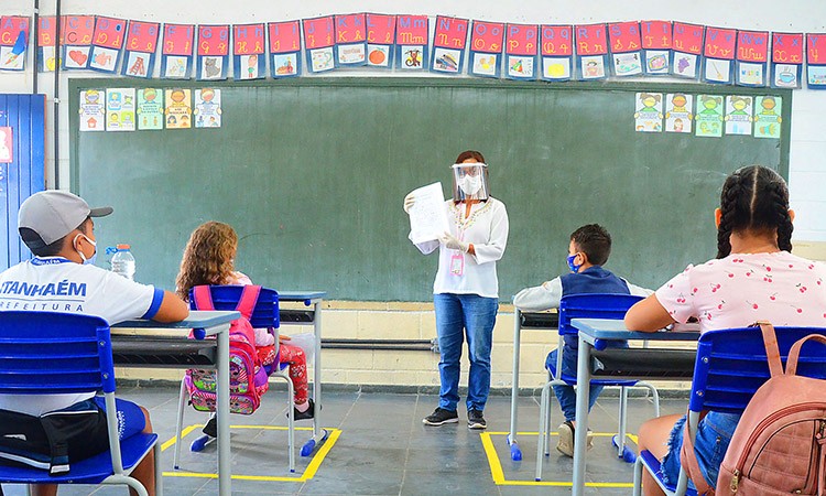 Aulas nas escolas municipais de Itanhaém começam na segunda-feira