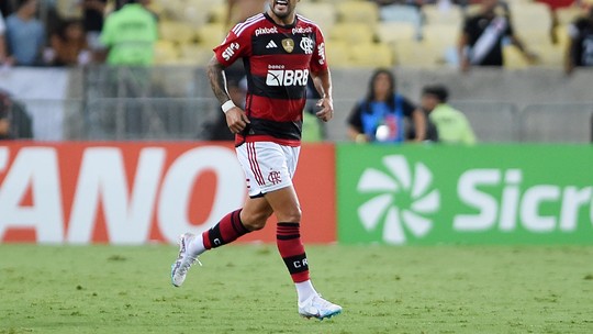 Arrascaeta completa 11 dias em tratamento no Flamengo e não estará 100% até estreia na Libertadores