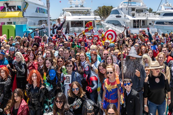 Participantes de cosplay em evento celebrando o 'Avengers: Endgame' na San Diego Comic-Con 2019 (Foto: Getty Images)