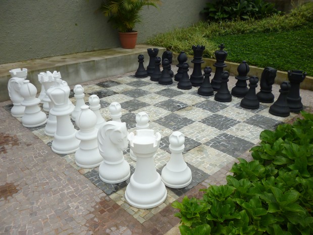 Tabuleiro de xadrez gigante (Foto: Andressa Canejo)