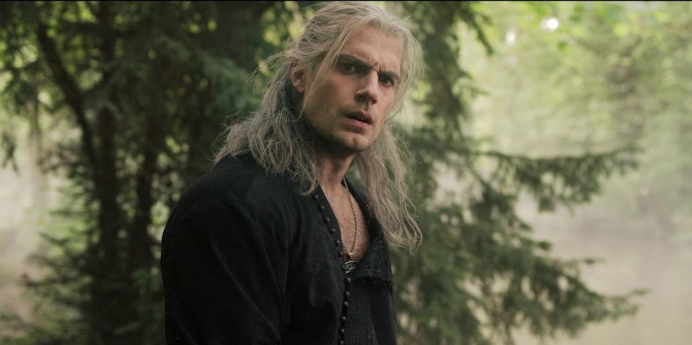 Henry Cavill como Geralt de Rivia em 'The Witcher' — Foto: IMDB
