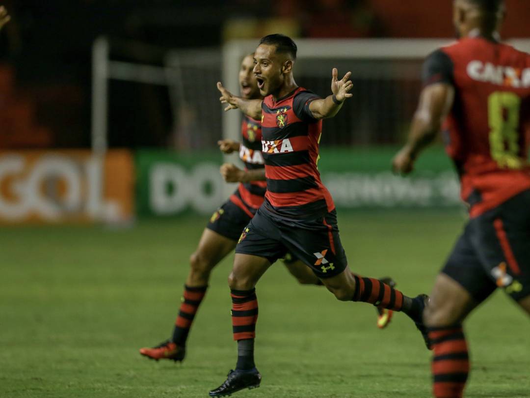 Fluminense negocia contratação de atacante do Sport