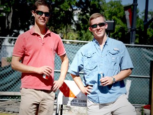 Ty Parket e Trevor Abbott criaram produto para &#39;combater&#39; a cerveja quente (Foto: Divulgação/Spin Chill)