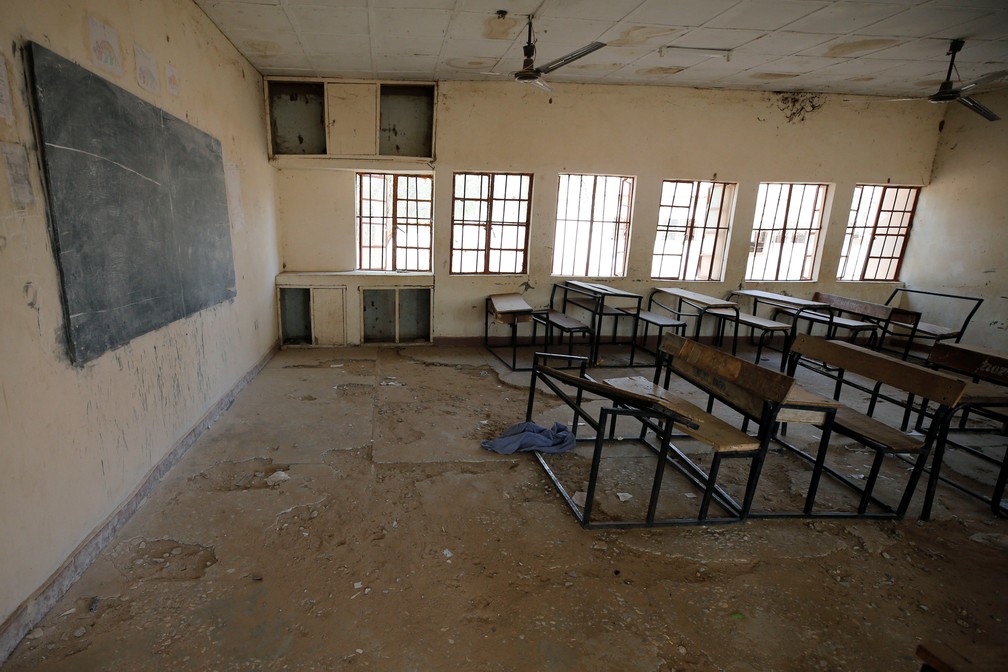 Foto mostra sala de aula vazia nesta sexta-feira (23) em escola de Dapchi, na Nigéria (Foto: Afolabi Sotunde/Reuters)