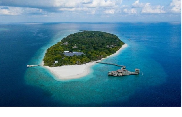 Ilha de Soneva Fushi, onde fica 'vila de luxo'. A acomodação está numa ilha privativa, localizada no Atol de Baa, uma Reserva da Biosfera da UNESCO (Foto: Divulgação)