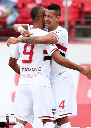 Antônio Carlos gol São Paulo (Foto: Marcos Ribolli)