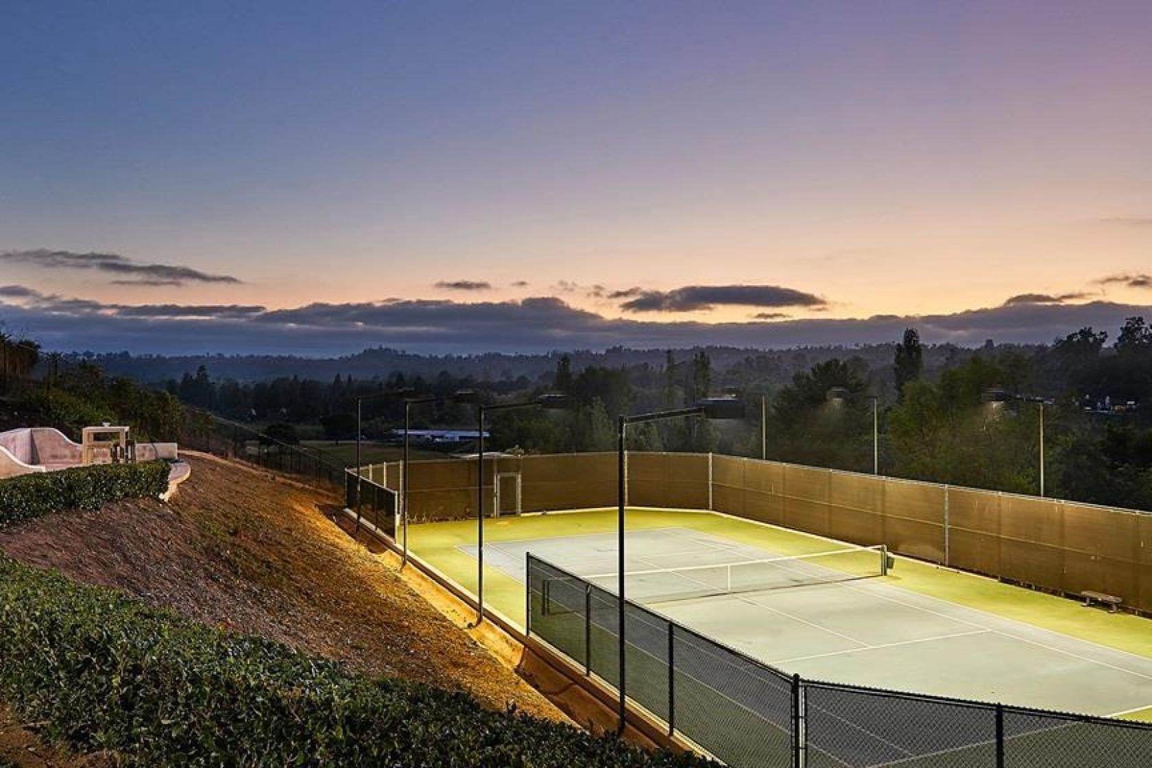 Gordon Hayward vende mansão na Califórnia por R$ 20 milhões (Foto: Divulgação)
