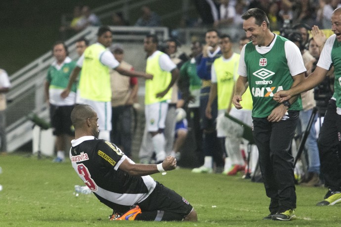 Rodrigo, Doriva, Vasco x Cuiabá (Foto: Paulo Fernandes/Vasco.com.br) Rodrigo, Doriva, Vasco x Cuiabá (Foto: Paulo Fernandes/Vasco.com.br)