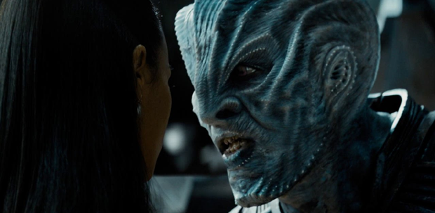 Idris Elba como Krall em 'Star Trek: Sem Fronteiras' (Foto: Reprodução/Youtube)