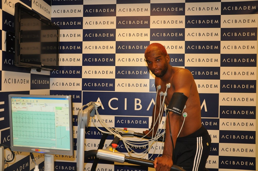 Segundo a imprensa turca acerto entre Flamengo e Besiktas por Babel está cada vez mais perto