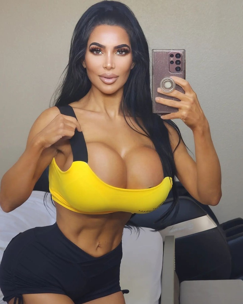 Christina Ashten Gourkani, sósia de Kim Kardashian, nas redes sociais — Foto: Reprodução/Instagram